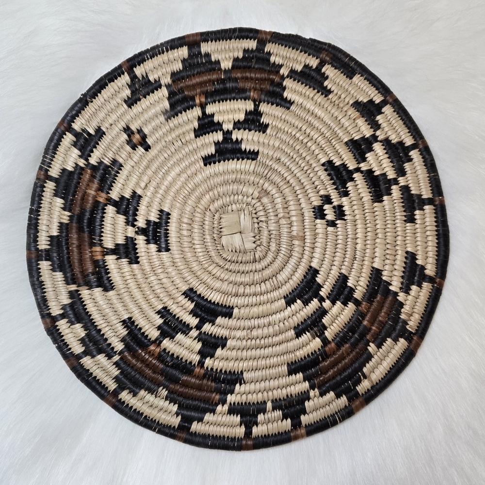 Woven Tribal Design Basket Triangle Pattern Handmade African Asian Southwest 11"